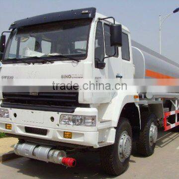 SINOTRUK HOWO 8x4 OIL TRANSPORT TRUCK