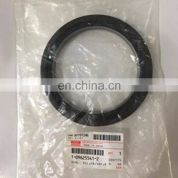 For genuine parts auto Crankshaft oil seal 1096255412 6SD1T