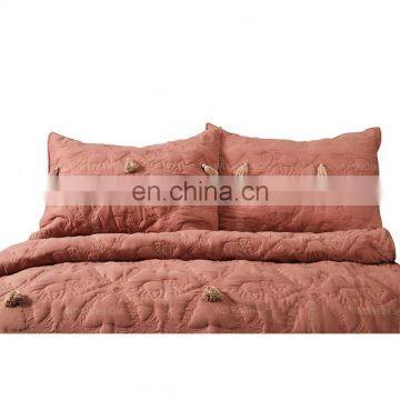 90gsm Microfiber fabric quilted bedding set  tassel  duvet Cover Set