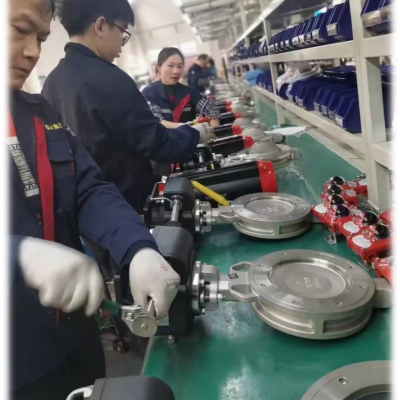 Industrial Grade Pneumatic Butterfly Valve With Pressure Ratings up to 4.0MPa and Temperature Range -60°C to 450°C photo-2