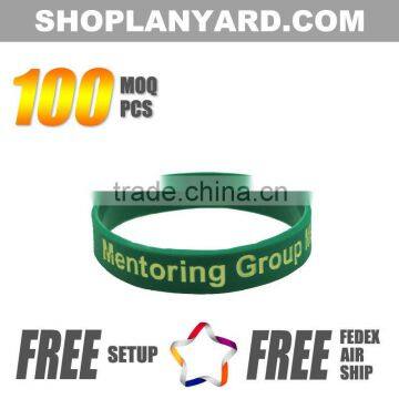 china manufacturer debossed silicon bracelet for unisex