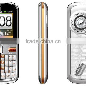 Q5 dual loudspeaker 3 sim TV qwerty phone with