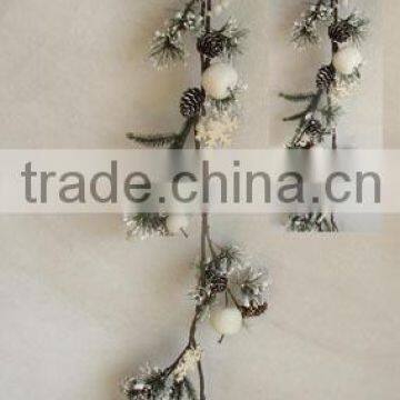 Christmas Decorations Pinecone garland with wihte foam apples assorted Table wall decorations