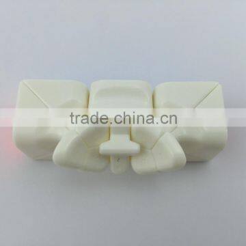 YuMo QingHong Newest Design Cost-effective Professional Speed Magic Cube photo-4