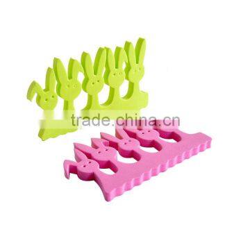 Custom cheap cartoon foam eva toe separator high finger nail separator nail art tools supplier