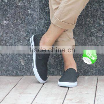 black slip on canvas shoes made in china