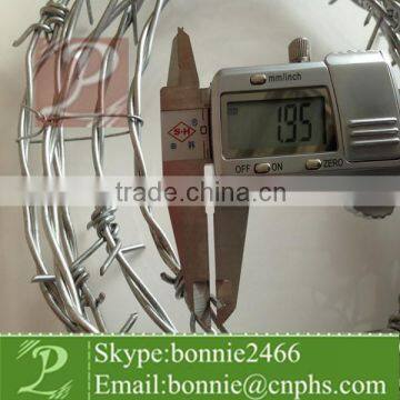 Chain Link Fence Top Barbed Wire for Farm(factory &trader) photo-2