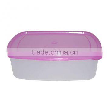 Crisper plastic lunch box with fork and spoon