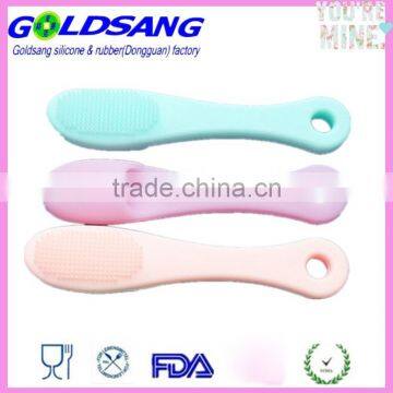 Unisex Makeup Tool Silicone Nose Blackhead Sebum Removal Brush