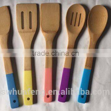 High quality color handle bamboo spoon for home use