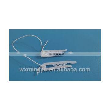 PLASTIC CLIP WITH RUBBER STRING 3.8cm plastic tooth clip