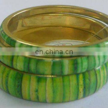 Charming Green Bone/horn bangles