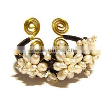 HANDMADE JEWELRY Artisan Costume Jewelry Set Semi-precious Stone Red Shell Bangle [High Quality - Assorted Designs]