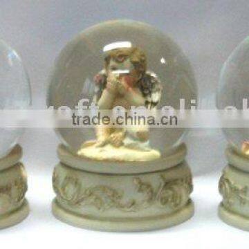 polyresin angel snow globe