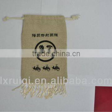 Yiwu Market Cheap Jute Bag ,drawstring Jute Packing Bags With Tassel,promotion Pouch photo-1