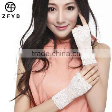 New Design Pretty Formal Fingerless Lace Bridal White Wedding Gloves