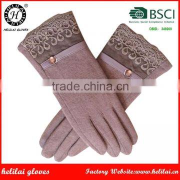 Helilai BSCI Factory Ladies Rabbit Lace Cuff Polyester Fur Lined Wool Gloves With Leather Belt on the Back Women Wool Gloves