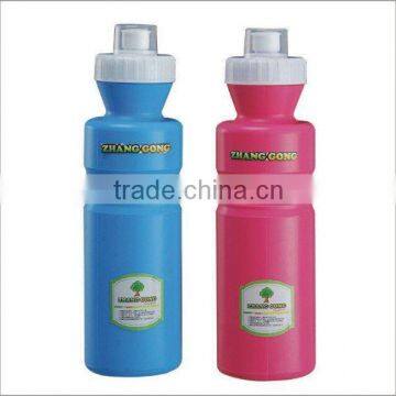 BPA free PE promotional sport water drinking bottle with cover