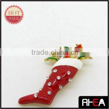 Plated Gold Fashion Alloy Christmas Stocking Brooch Jewelry