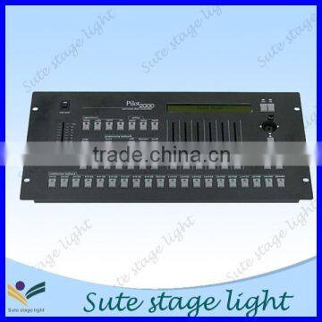 Pilot 2000 stage computer light console