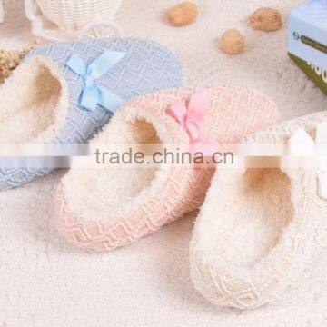 OEM woman new models winter warm indoor slippers for girl with high quality