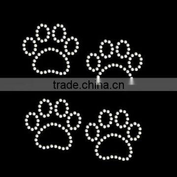 Beautiful crystal paw print hotfix rhinestone design