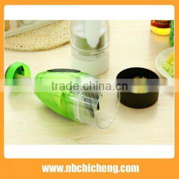 2015 News Plastic Vegetable Chopper Manual Onion Cutter photo-2