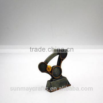 Wholesale Cheap Resin Badminton Trophy for Sale photo-3