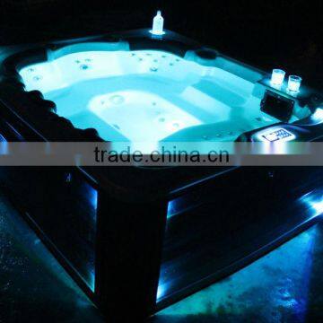 outdoor spa bathtub