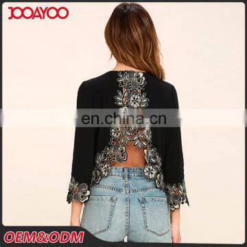 Black Round Neck Long Sleeve Open Back Lace Embroidered Crop Top photo-3