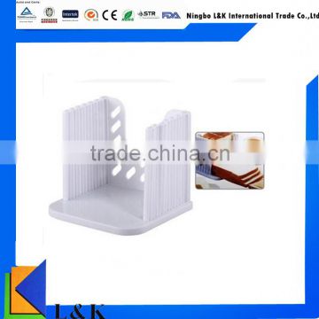 Plastic bread slicer / toast divider/home use toast slicer