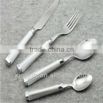 Stainless Steel Dinnerware With Colour Handle