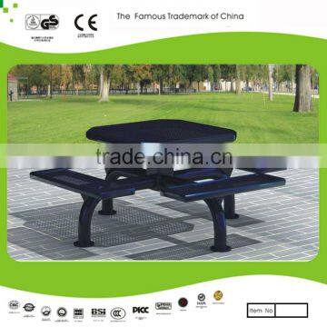 OUTDOOR FITNESS EQUIPMENT