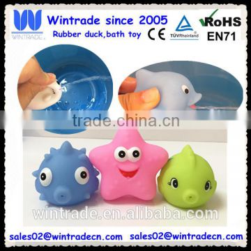 Soft rubber animal squirter sea fish squirting bath toy