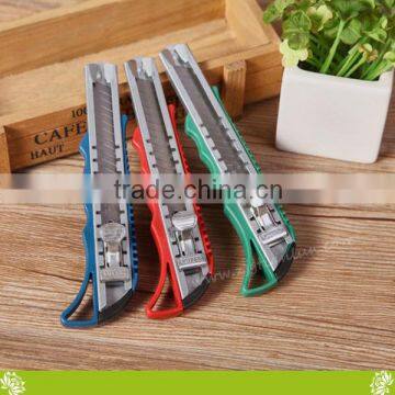 Free Sample Plastic Box Cutter Safety Knife Office,Portable Mental Art Knife Factory,Utility Cutter Safety Knife Tool for Office photo-6