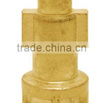 High pressure foam lance fittings