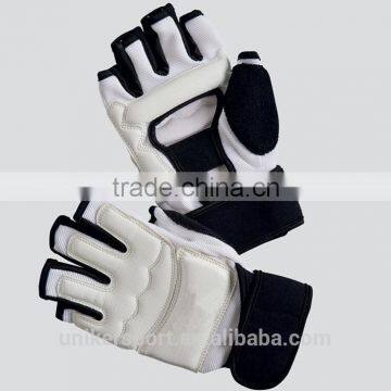 Taekwondo/judo/Karate protectors/gloves