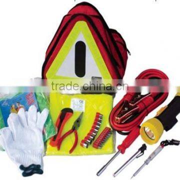 CAR EMERGENCY KITS