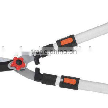 long handle ratchet tree pruner