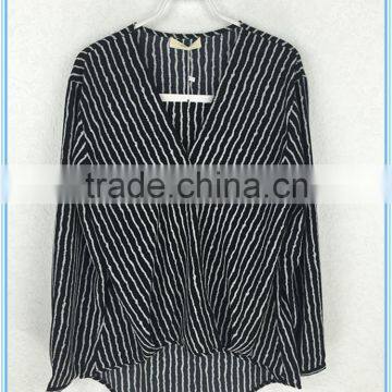 Fashion Ladies Dot Printed Design Stripe Women Long Sleeve v Neck Chiffon Blouse