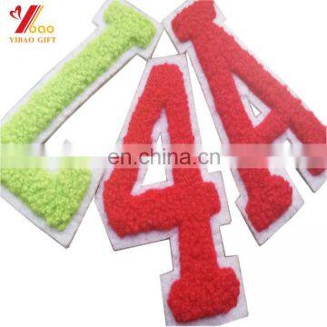 2017 wholesale hot sale custom numbers/letters chenille patch with good quality