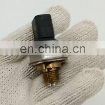 Fuel Rail Pressure Sensor 55PP61-01 55PP6101 28389852