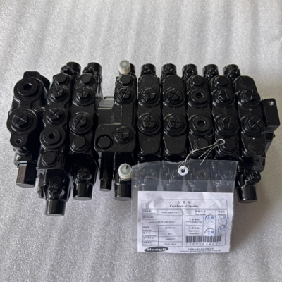 Excavator parts XCMG XE60D 65D excavator distribution valve Hengli HVSE-12 multi-way valve main control valve assembly