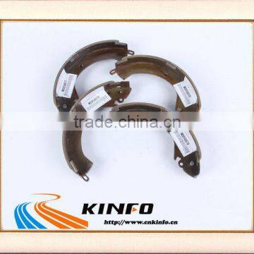 Rear brake shoe for Mitsubishi