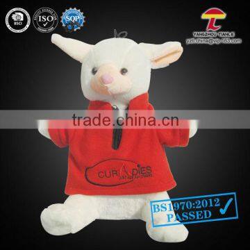 BS hot water bag with animal cover red T-shirt pig