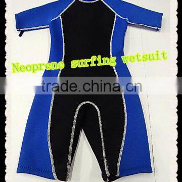 Neoprene surfing wetsuit