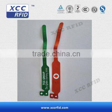 13.56MHz NFC Type 2 ISO14443A Ntag213 NFC Disposable Paper Wristband With One Time Use photo-2