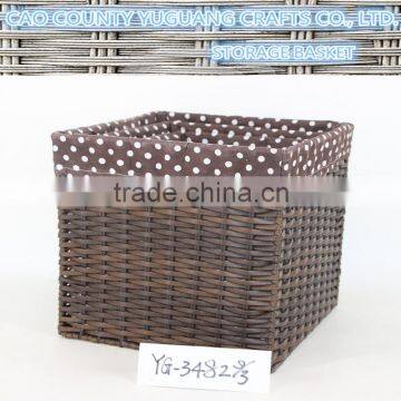 Rustic & washable poly rattan square basket with liner