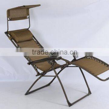 beach lounge chairs whit sun shelter