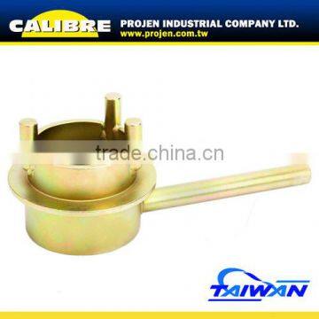 CALIBRE Car Engine Crankshaft Pulley Holder